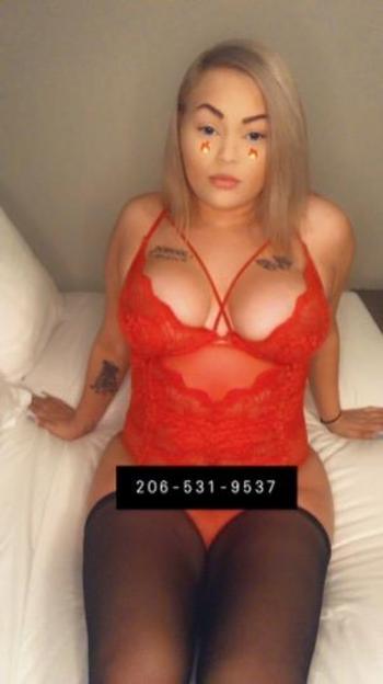 Justina, 21  female escort, Boise