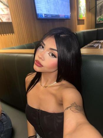 24/7, 23  female escort, Boise