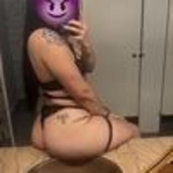 Emilly, 25  female escort, Boise